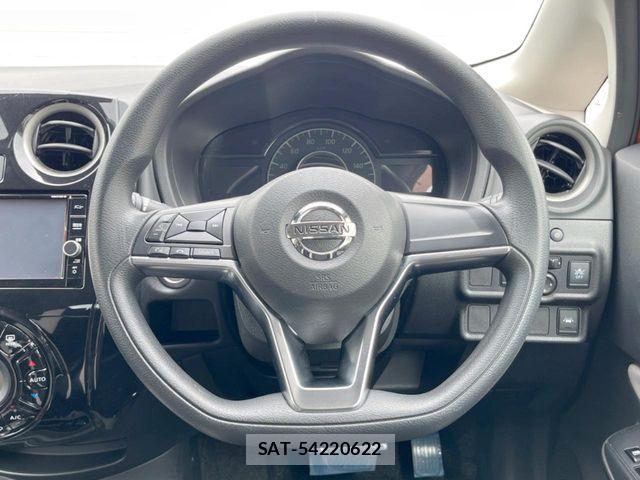 Nissan NOTE 2018-09 7393351-9