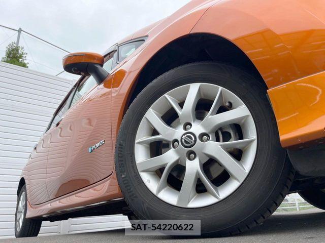 Nissan NOTE 2018-09 7393351-11