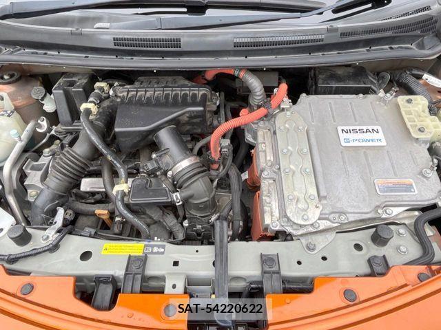 Nissan NOTE 2018-09 7393351-16