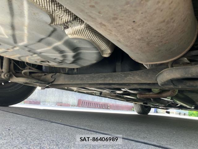 Nissan NOTE 2014-06 7393373-21