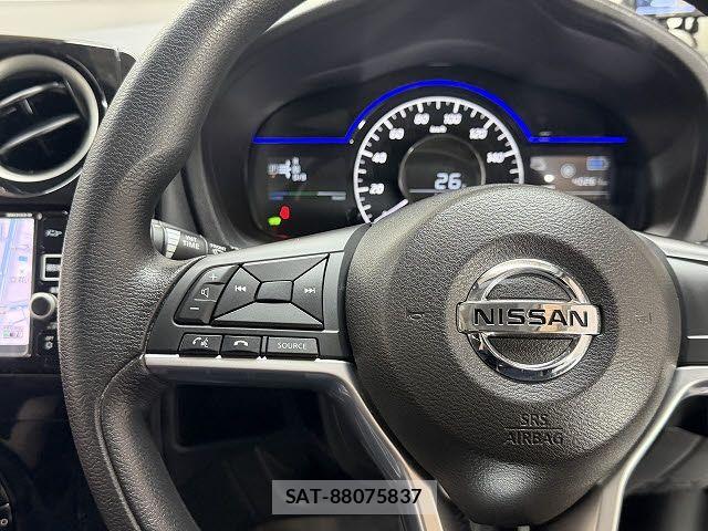 Nissan NOTE 2016-12 7393352-14