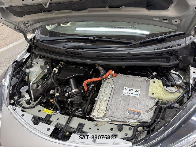 Nissan NOTE 2016-12 7393352-20