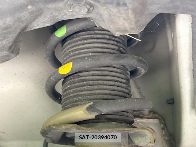 Nissan NOTE 2017-02 7393341-19