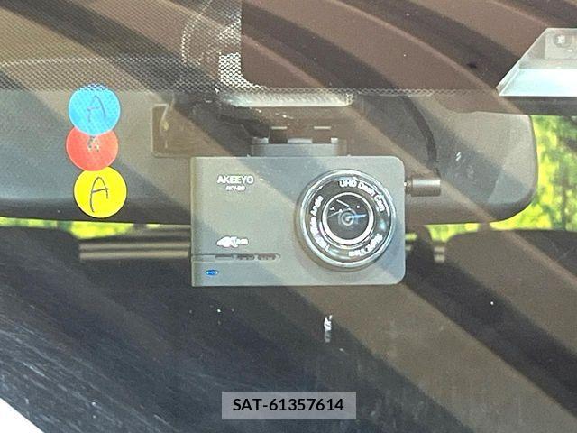 Nissan NOTE 2014-02 7456507-6