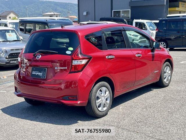 Nissan NOTE 2018-02 7456477-18