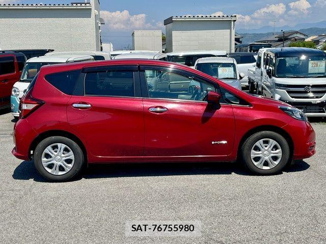Nissan NOTE 2018-02 7456477-19