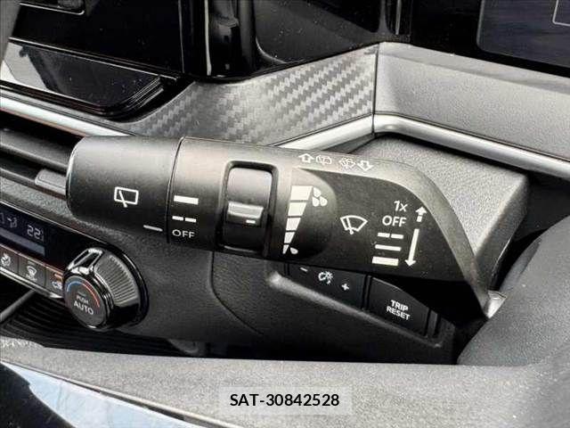 Nissan NOTE 2022-06 7456457-25