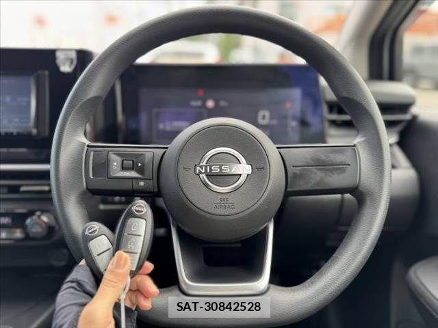 Nissan NOTE 2022-06 7456457-4