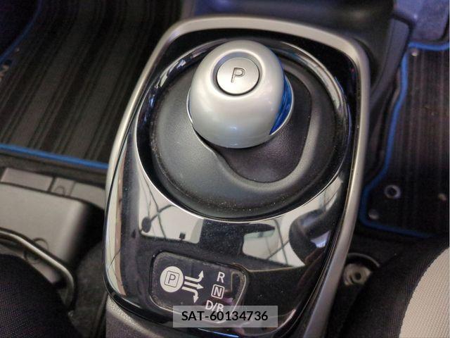 Nissan NOTE 2018-05 7456488-11