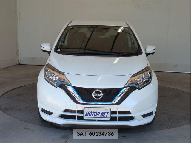 Nissan NOTE 2018-05 7456488-14