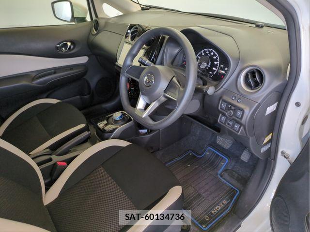 Nissan NOTE 2018-05 7456488-24