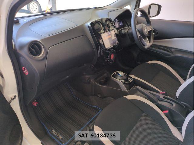 Nissan NOTE 2018-05 7456488-2
