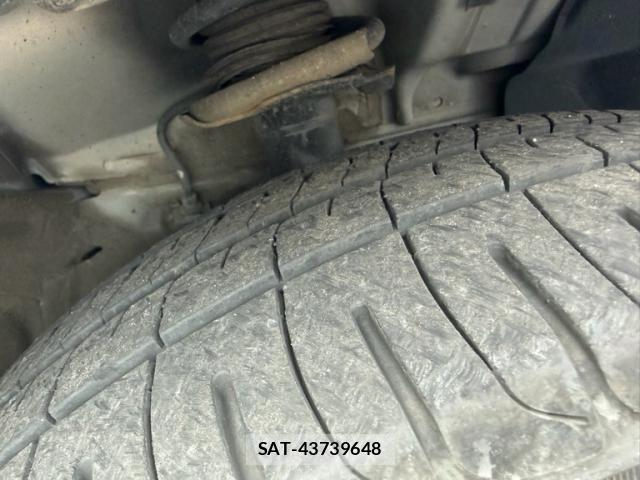 Nissan NOTE 2015-11 7456512-9