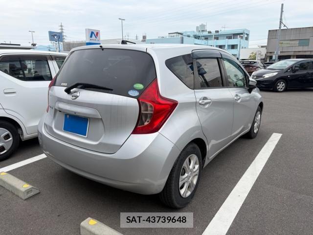 Nissan NOTE 2015-11 7456512-2