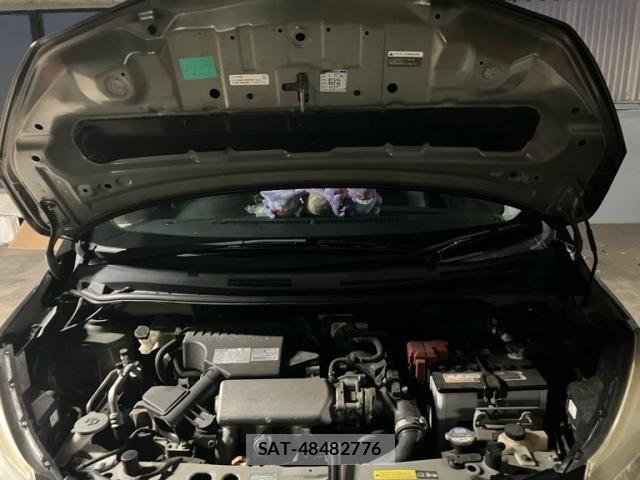Nissan NOTE 2012-11 7456516-11