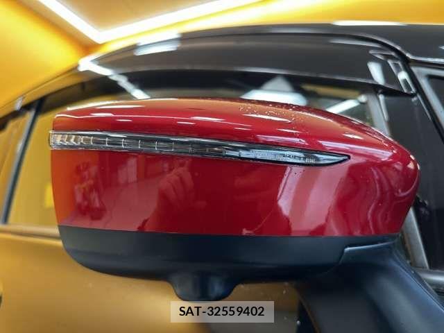 Nissan NOTE 2018-06 7456451-14
