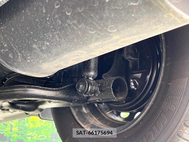Nissan NOTE 2017-02 7456479-19