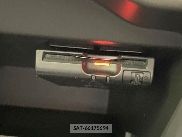 Nissan NOTE 2017-02 7456479-5