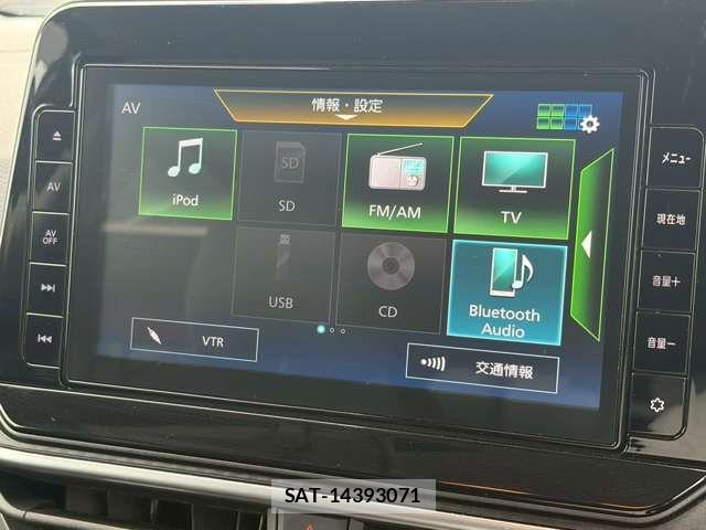 Nissan NOTE 2022-03 7456449-4