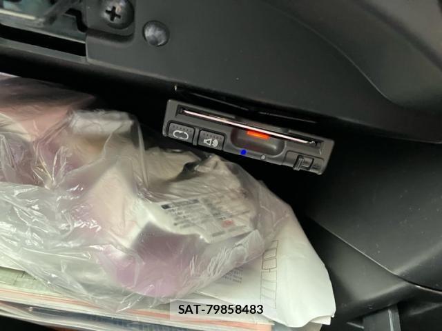 Nissan NOTE 2014-02 7456514-25