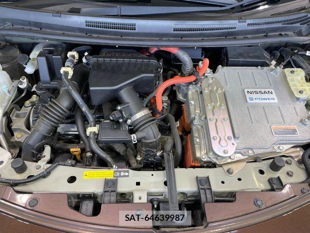 Nissan NOTE 2017-01 7456471-17