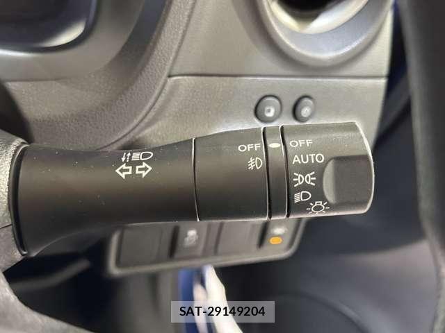 Nissan NOTE 2019-06 7456470-11