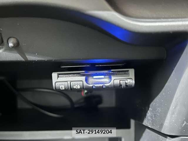 Nissan NOTE 2019-06 7456470-26