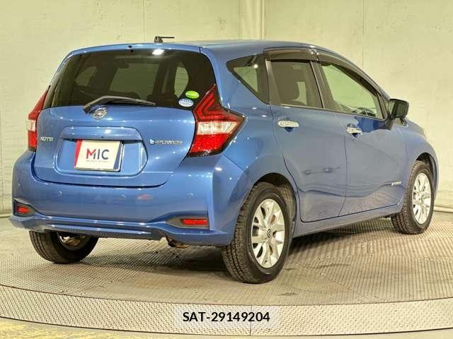 Nissan NOTE 2019-06 7456470-4