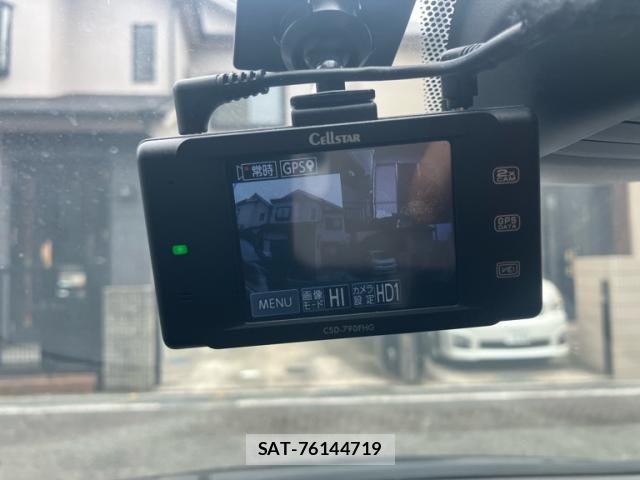 Nissan NOTE 2017-02 7456503-25
