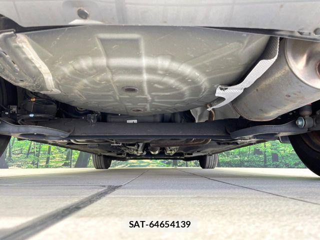 Nissan NOTE 2018-08 7456459-18