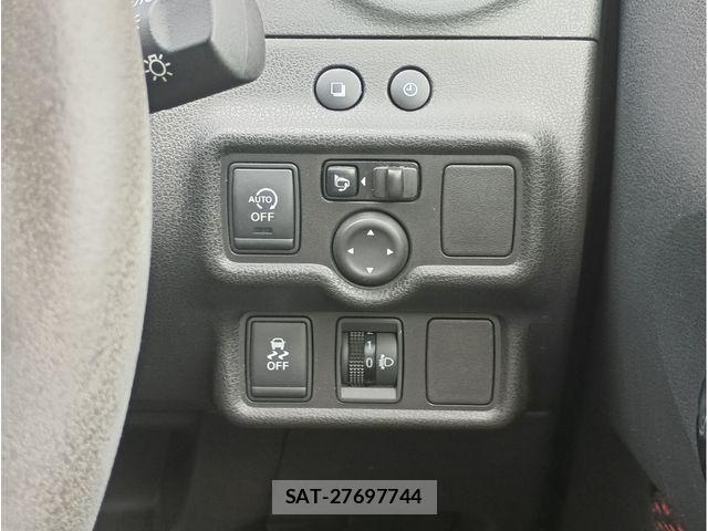 Nissan NOTE 2015-11 7456484-9