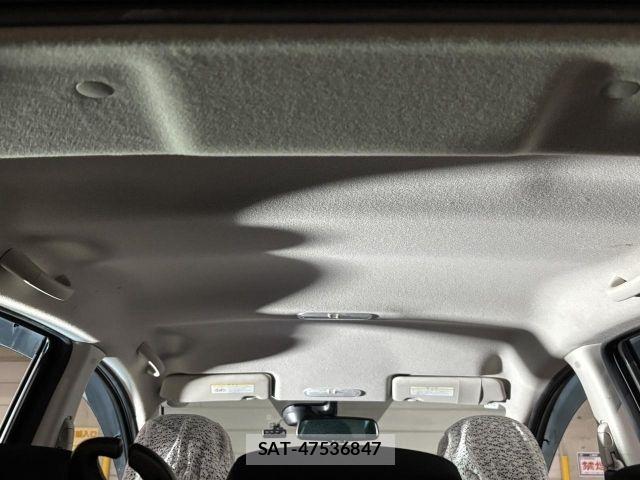 Nissan NOTE 2015-07 7456499-9