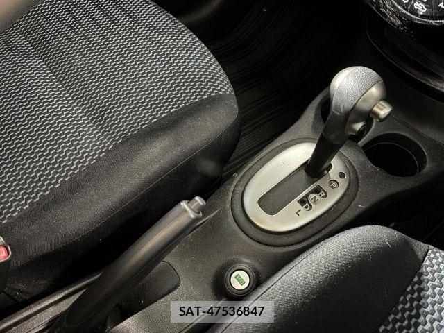 Nissan NOTE 2015-07 7456499-16
