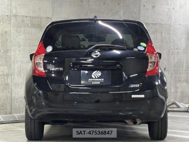 Nissan NOTE 2015-07 7456499-21