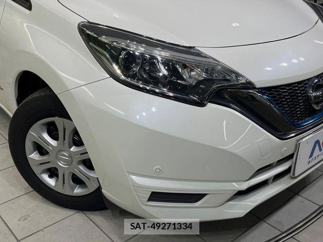 Nissan NOTE 2018-01 7456468-11