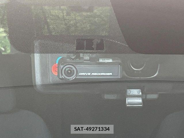 Nissan NOTE 2018-01 7456468-6
