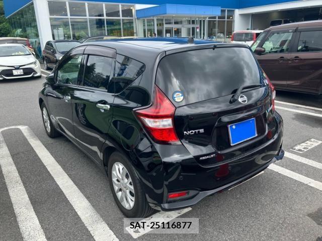 Nissan NOTE 2017-02 7456476-3