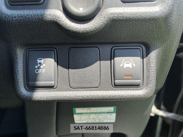 Nissan NOTE 2016-05 7456494-12