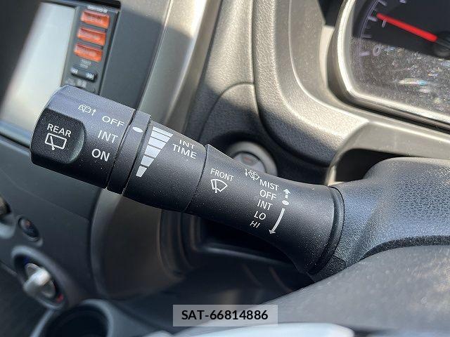 Nissan NOTE 2016-05 7456494-17