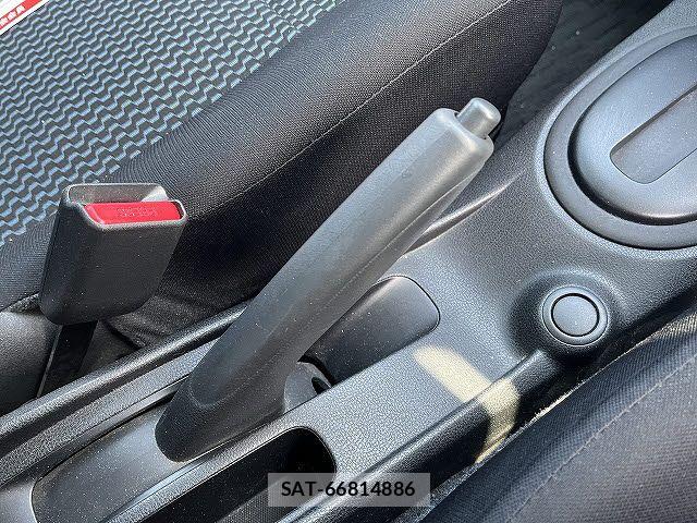 Nissan NOTE 2016-05 7456494-22