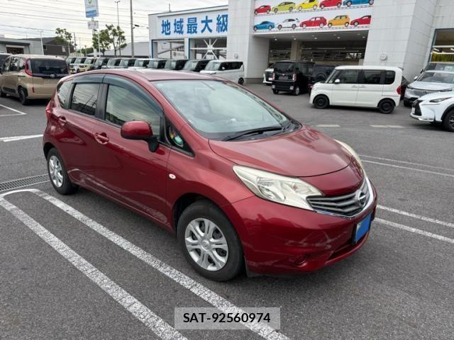 Nissan NOTE 2013-11 7456517-0