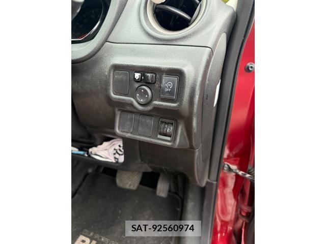 Nissan NOTE 2013-11 7456517-11
