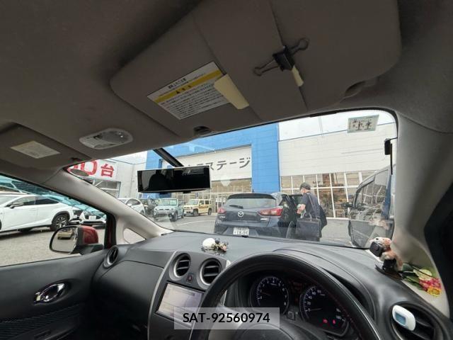 Nissan NOTE 2013-11 7456517-19
