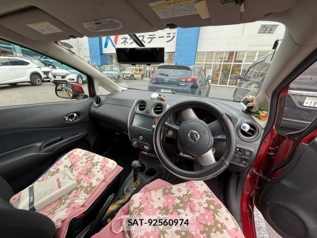 Nissan NOTE 2013-11 7456517-7