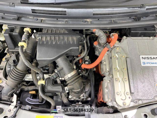 Nissan NOTE 2018-01 7456467-17