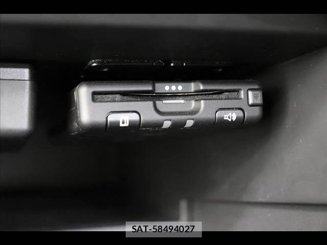 Nissan NOTE 2020-09 7456478-6