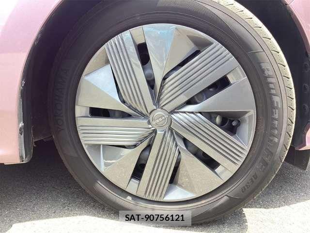 Nissan NOTE 2023-04 7456444-9