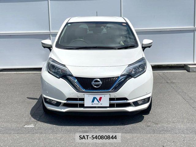 Nissan NOTE 2017-04 7509517-13