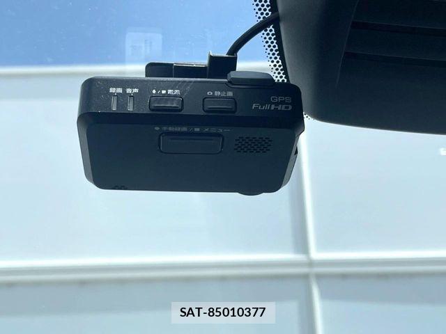 Nissan NOTE 2017-09 7509526-4
