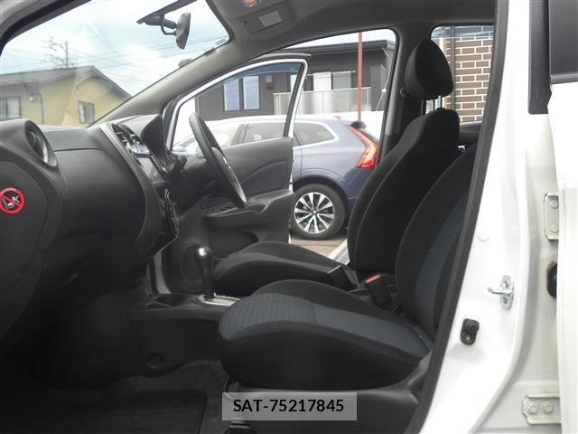Nissan NOTE 2013-11 7502040-10